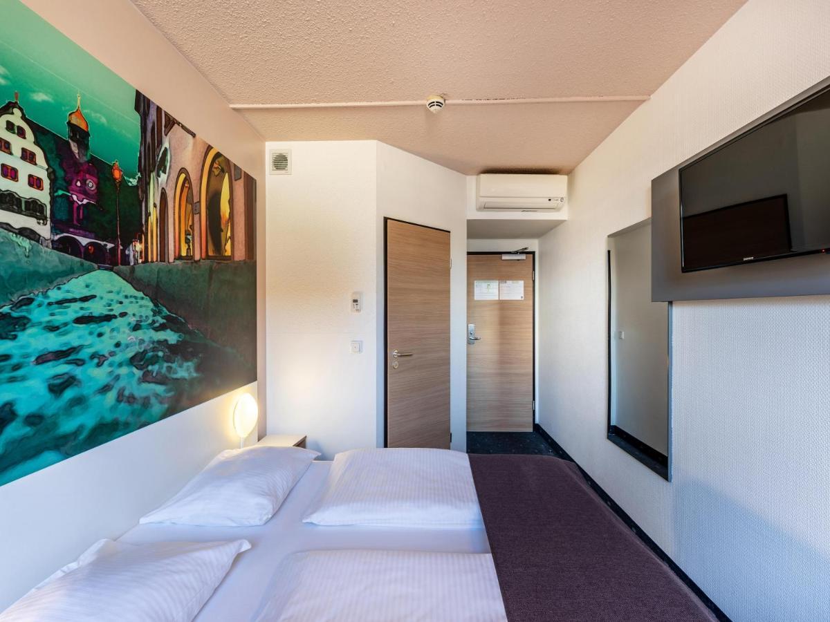 B&B Hotel Freiburg-Nord Exteriör bild
