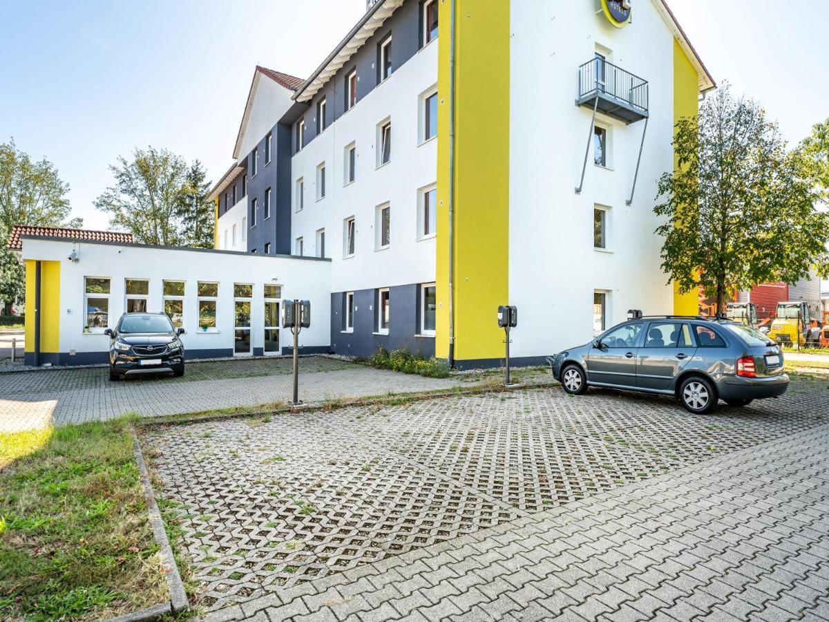 B&B Hotel Freiburg-Nord Exteriör bild