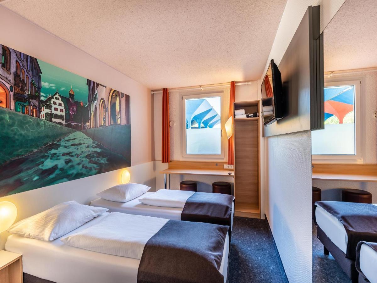 B&B Hotel Freiburg-Nord Exteriör bild