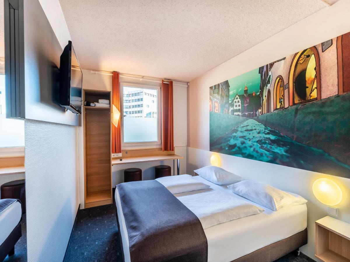B&B Hotel Freiburg-Nord Exteriör bild